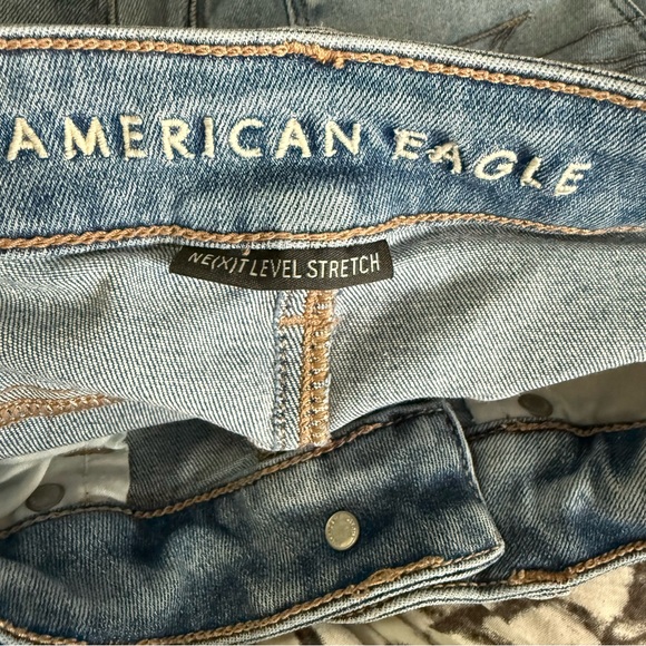 American Eagle Next Level Stretch Festival Flare Jeans Size 8 - Picture 7 of 9